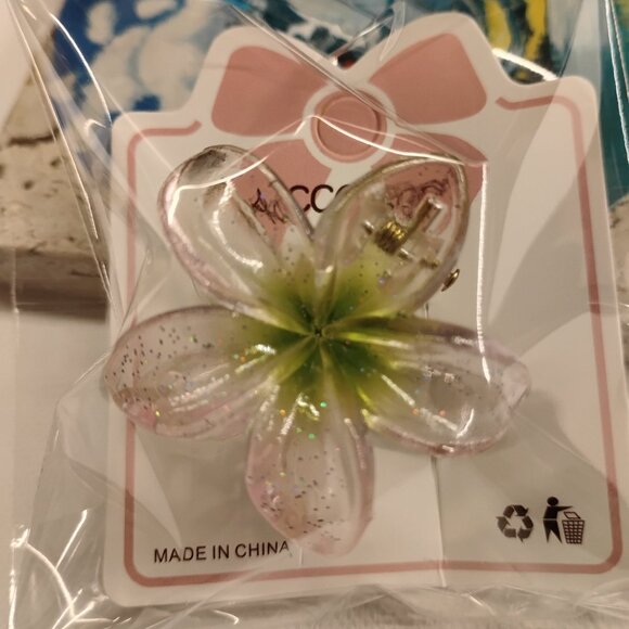 🌸 Pink Glitter Plumeria Hair Clip 🌸 - Picture 4 of 4